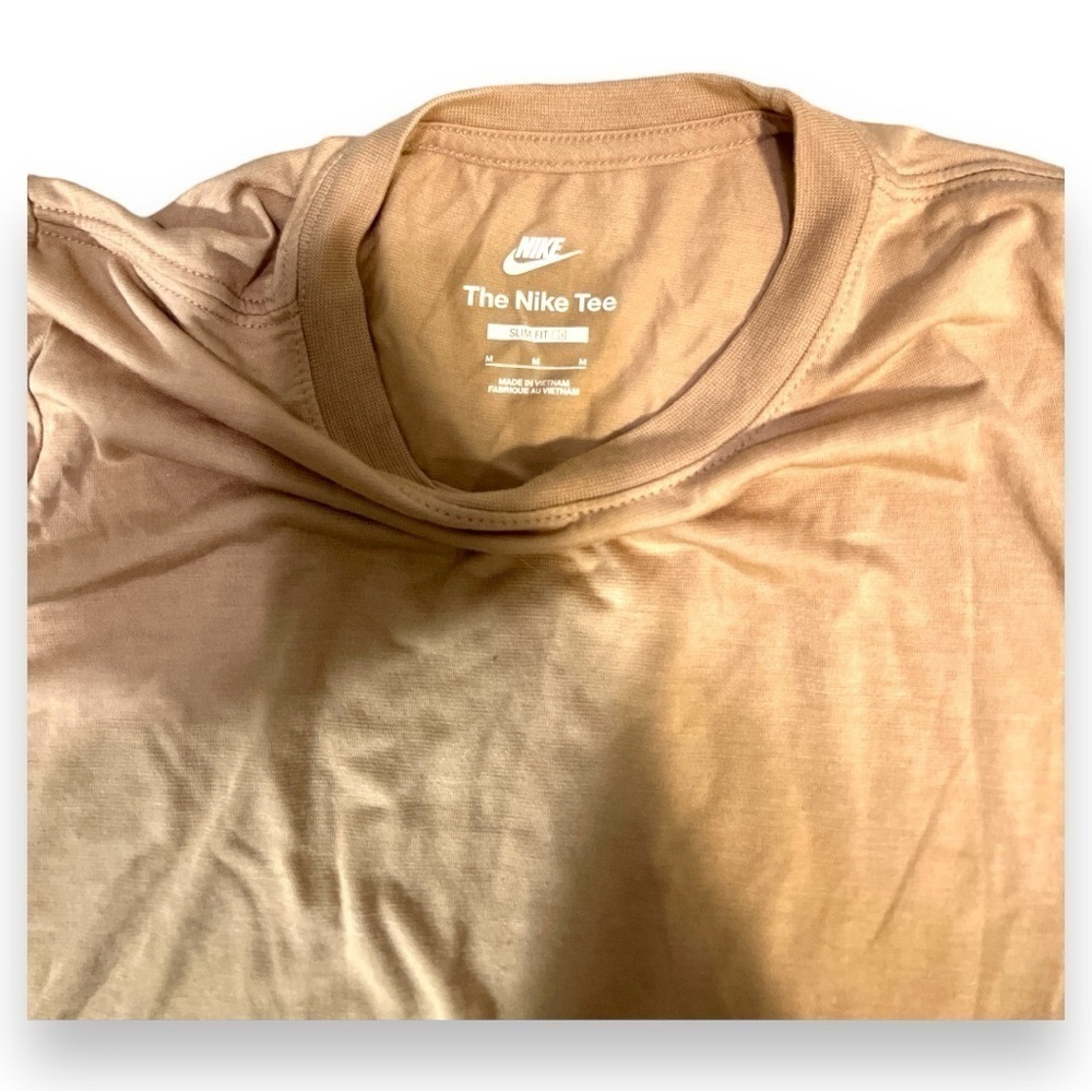 Nike Swoosh Cropped Slim T-Shirt - Picture 7 of 7